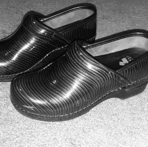 Dansko XP Nursing clogs